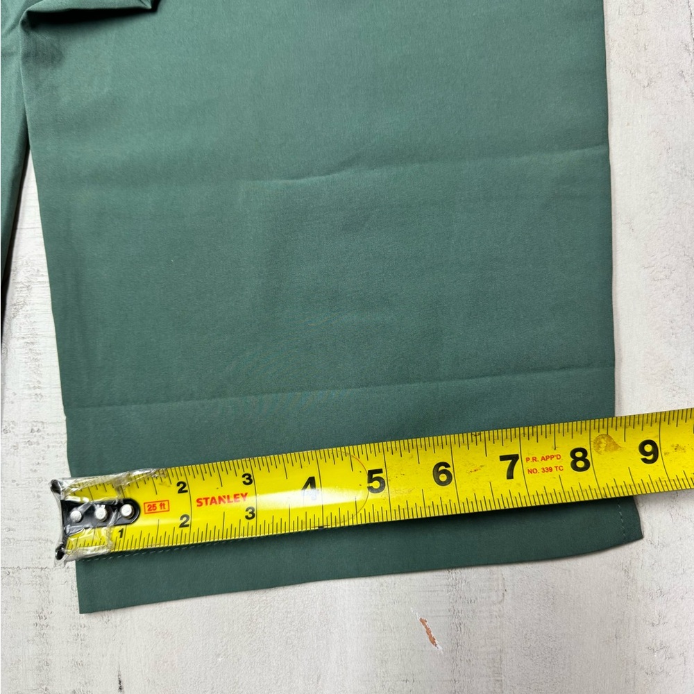 Eddie Bauer Women's Green Pull-On Straight-Leg Pants - Picture 5 of 11